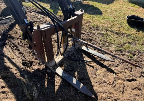 1985 Ford 5610 Tractor - Image 20