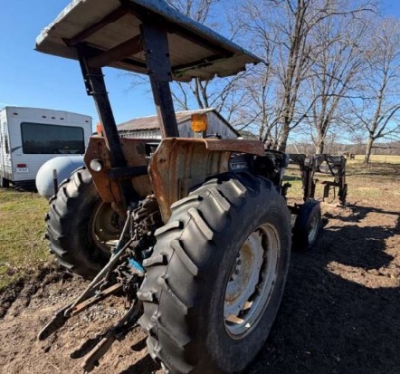 1985 Ford 5610 Tractor - Image 5