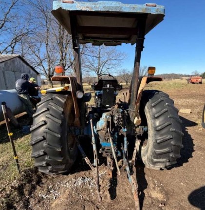 1985 Ford 5610 Tractor - Image 6