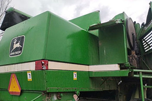 1989 John Deere 9500 Combine - Image 10