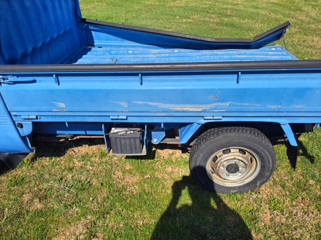 1994 Daihatsu Hi-Jet Truck - Image 9