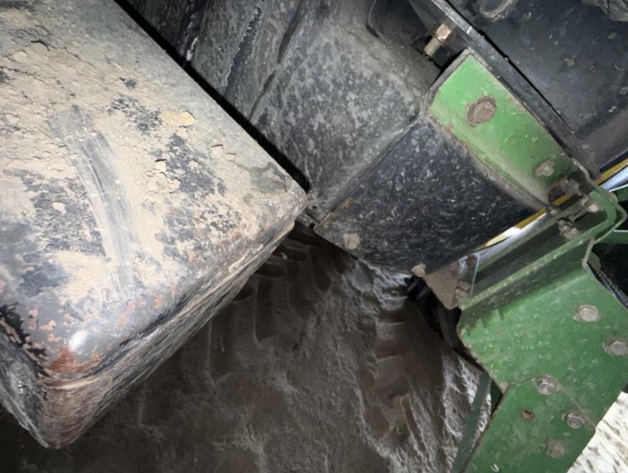 1996 John Deere 8400 Tractor - Image 14