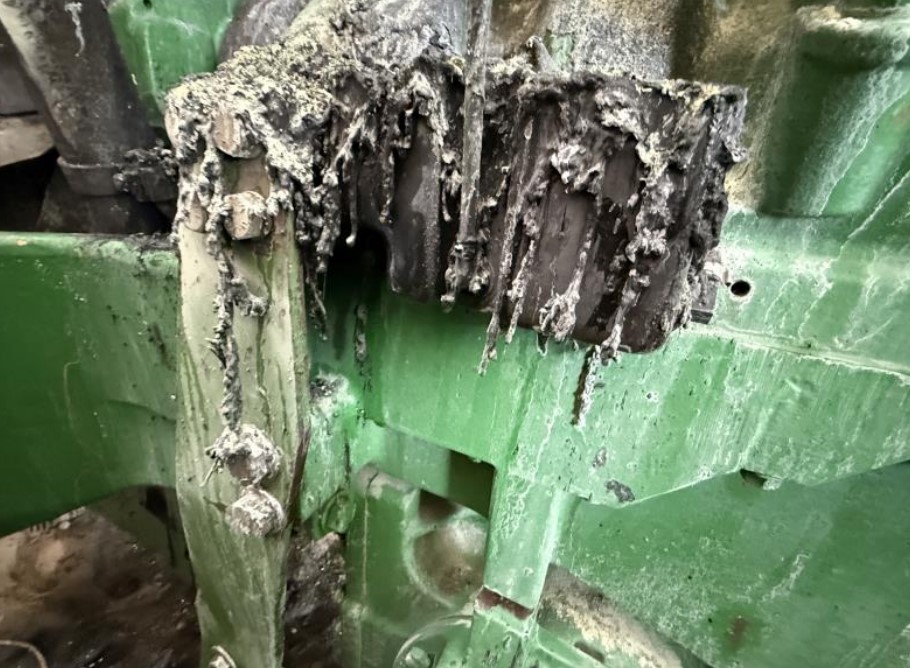 1996 John Deere 8400 Tractor - Image 18