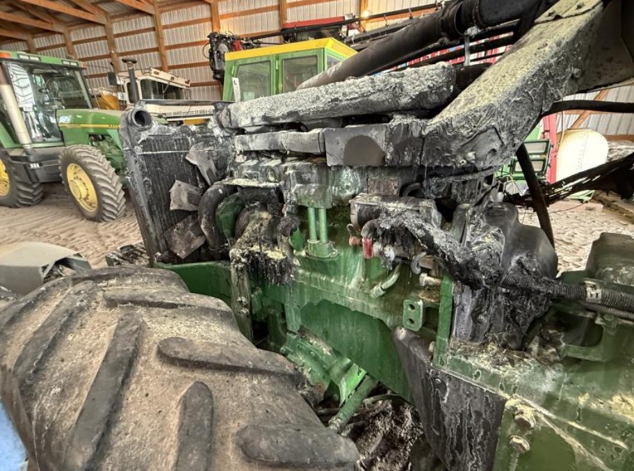 1996 John Deere 8400 Tractor - Image 19