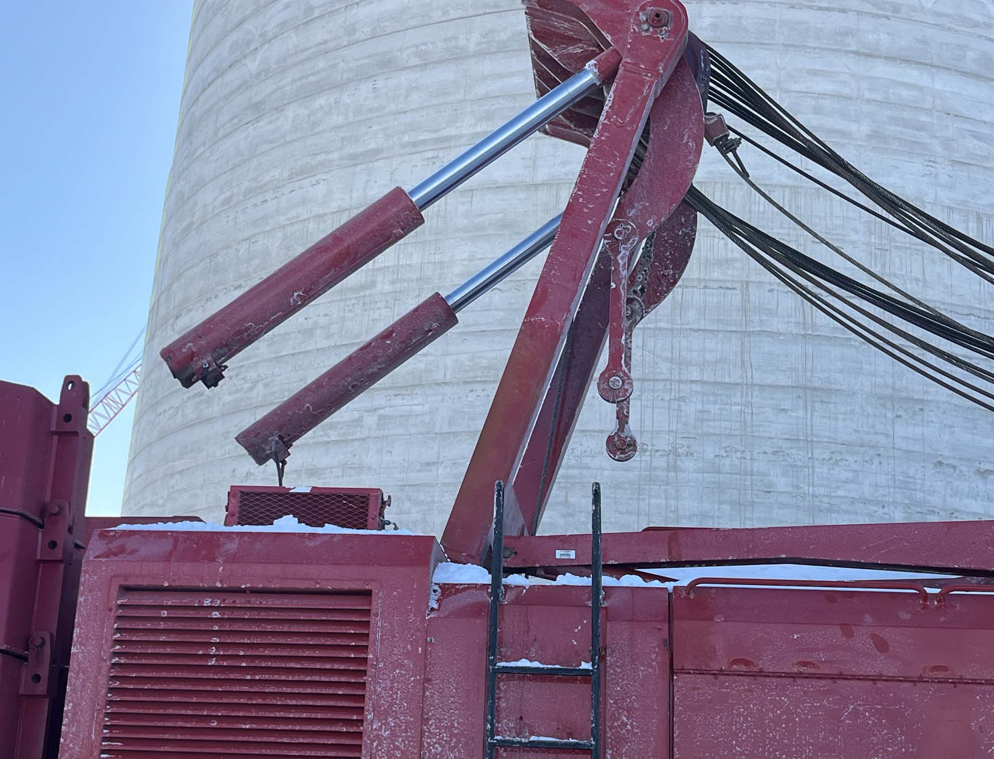 1996 Manitowoc 888 Series II Crane - Image 6