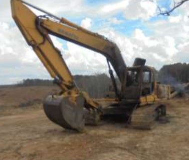 1998 Komatsu PC220 LC-6LE Excavator