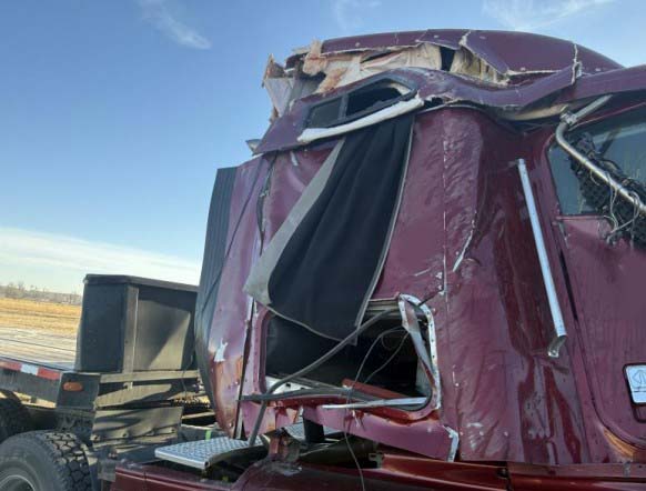 2000 International 9400 - Image 2