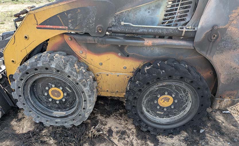 2001 Caterpillar 236 Skid Steer - Image 3