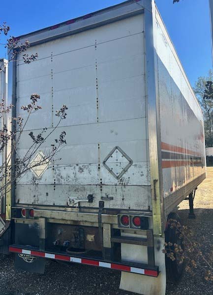 2003 Great Dane Trailer - Image 2