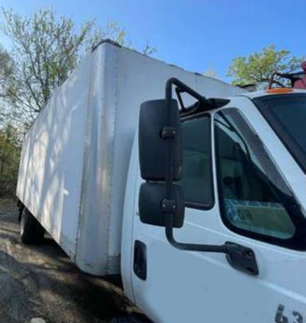 2003 International 4300 Box Truck - Image 7