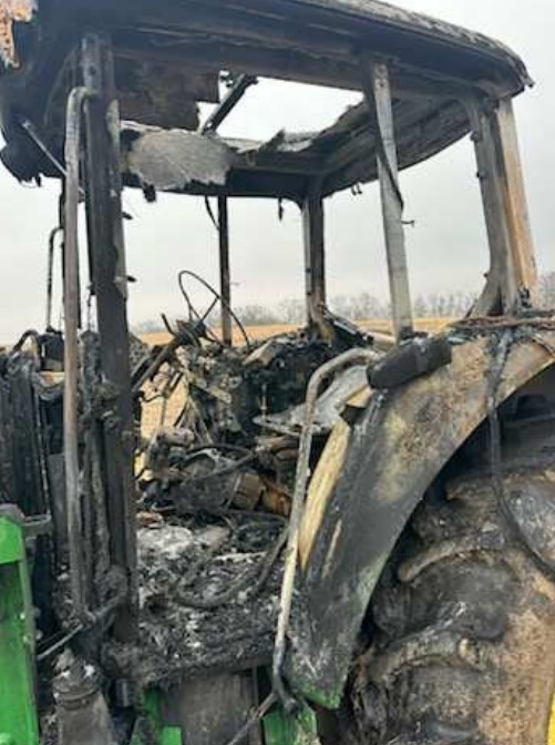 2004 John Deere 6415 Tractor - Image 6