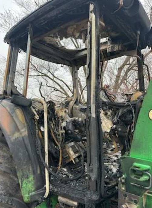 2004 John Deere 6415 Tractor - Image 7