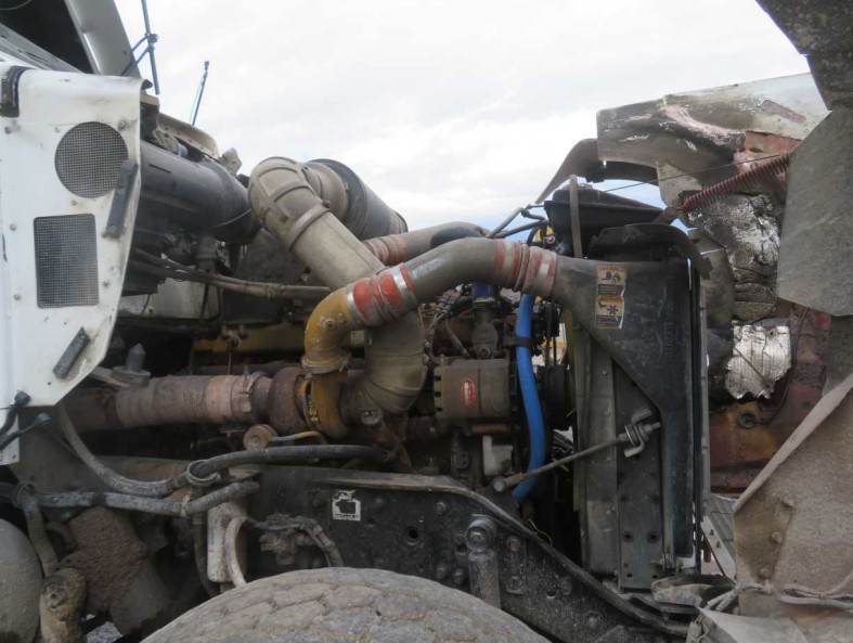 2004 Kenworth W900 - Image 14