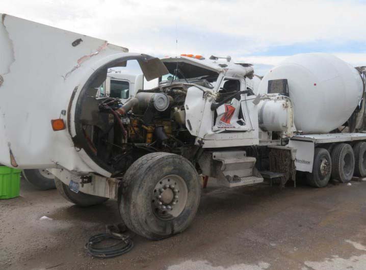 2004 Kenworth W900 - Image 22