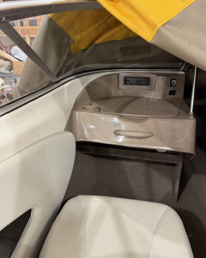 2005 Bayliner 215 Bowrider - Image 8