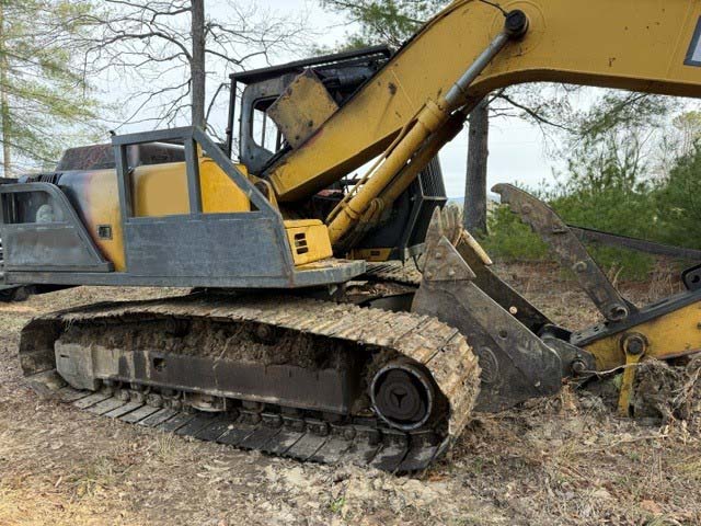 2005 John Deere 160C Excavator