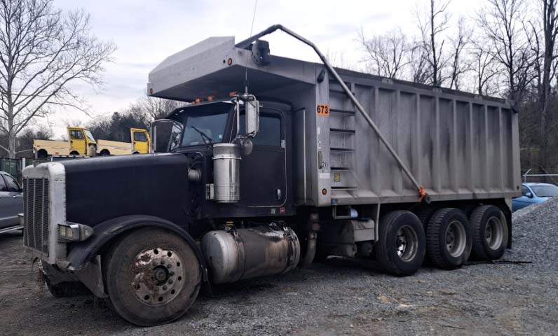 2005 Peterbilt 357