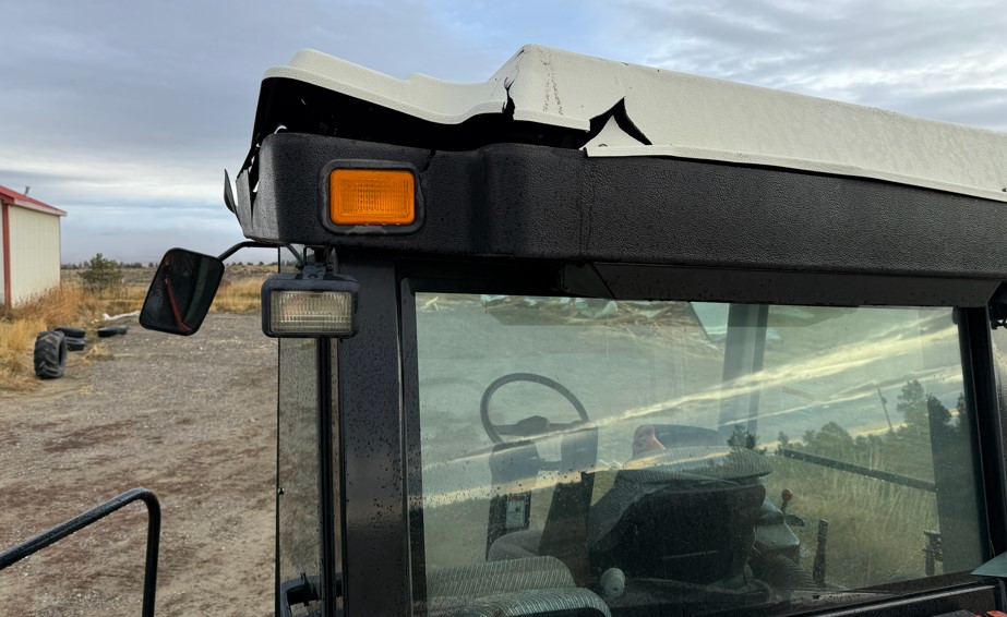 2006 Hesston 9240 Swather - Image 7