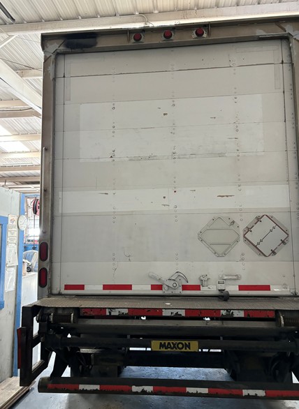 2007 Great Dane Trailer (2)