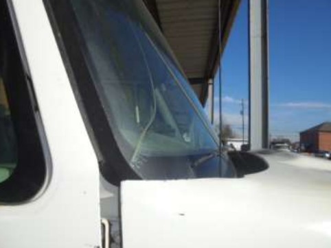 2007 International 7400 Vacuum Truck - Image 17