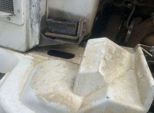 2007 International 9400 - Image 7