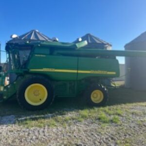2007 John Deere 9860 STS Combine