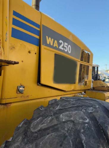 2007 Komatsu WA250-3 Wheel Loader - Image 8