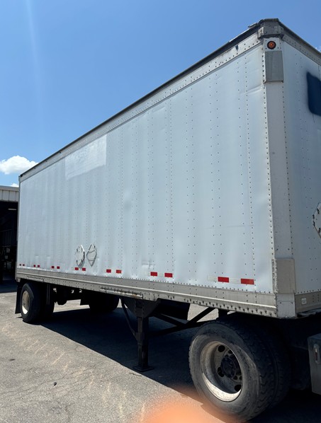 2008 Great Dane Trailer - Image 2