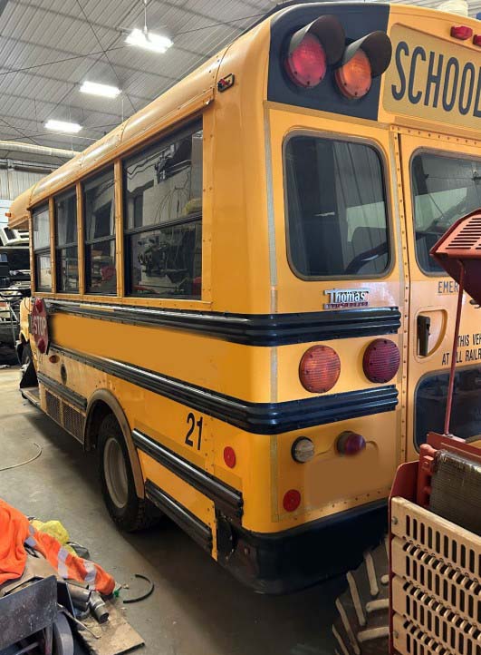 2008 Chevrolet 14 Passenger School Bus - Image 2