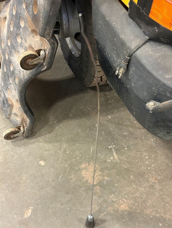 2008 Chevrolet 14 Passenger School Bus - Image 5