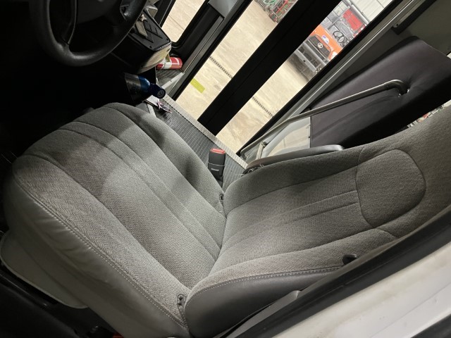 2010 Chevrolet Express 3500 Commercial Cutaway Bus - Image 10