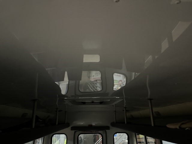 2010 Chevrolet Express 3500 Commercial Cutaway Bus - Image 13