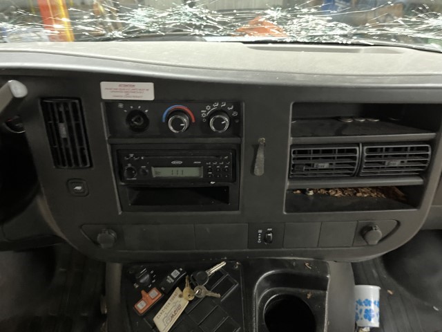 2010 Chevrolet Express 3500 Commercial Cutaway Bus - Image 14