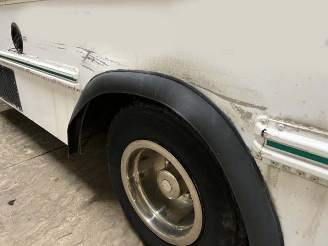 2010 Chevrolet Express 3500 Commercial Cutaway Bus - Image 30