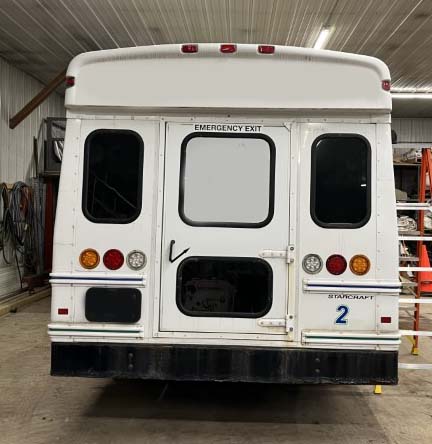 2010 Chevrolet Express 3500 Commercial Cutaway Bus - Image 5