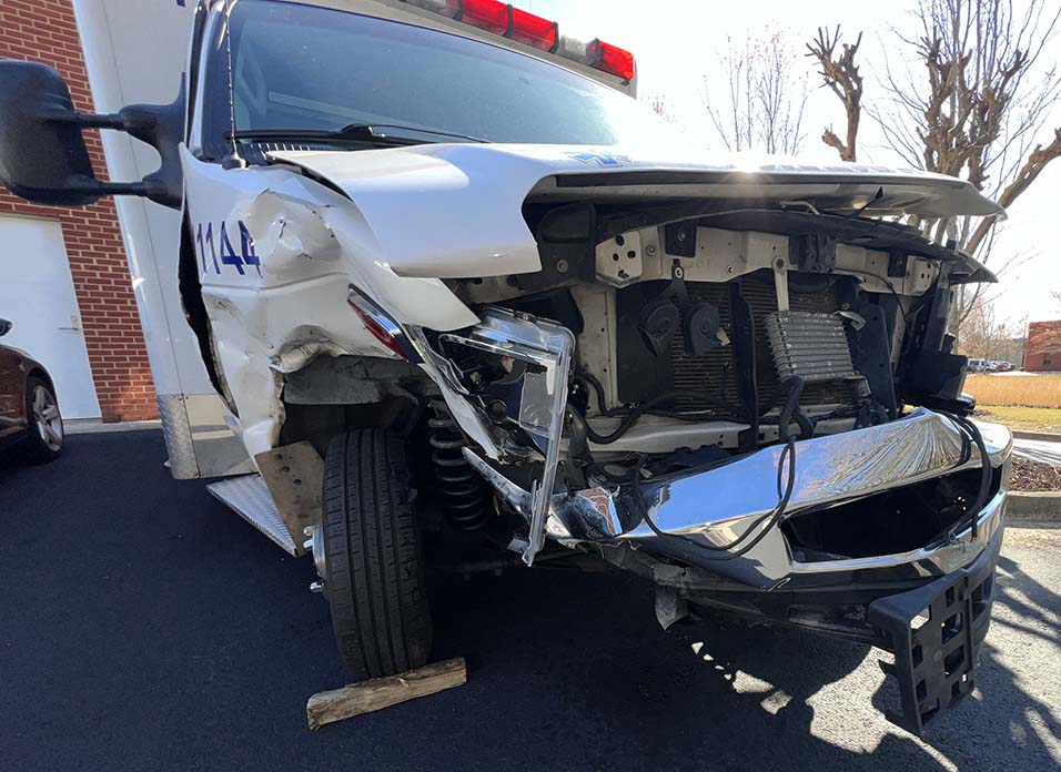 2011 Ford E-350 Ambulance - Image 5