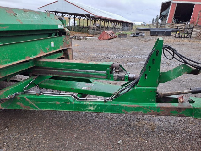 2011 Pik Rite Hydra-Ram 790 VB Manure Spreader - Image 6