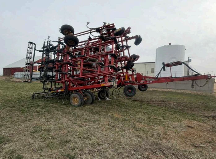 2012 Kuhn Krause 5635-50 Field Cultivator - Image 2