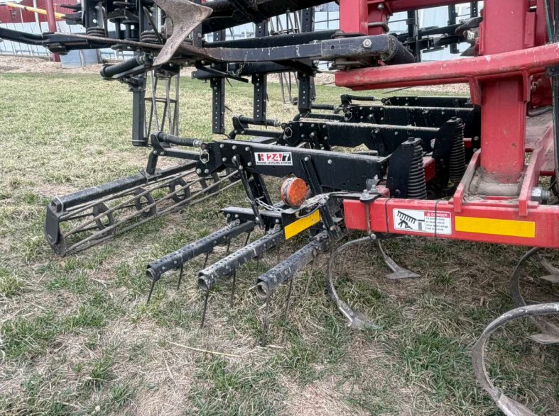 2012 Kuhn Krause 5635-50 Field Cultivator - Image 20