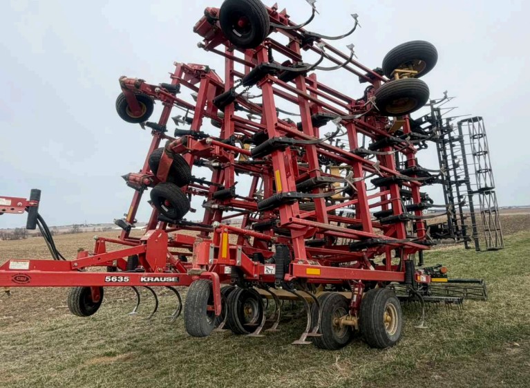 2012 Kuhn Krause 5635-50 Field Cultivator - Image 4
