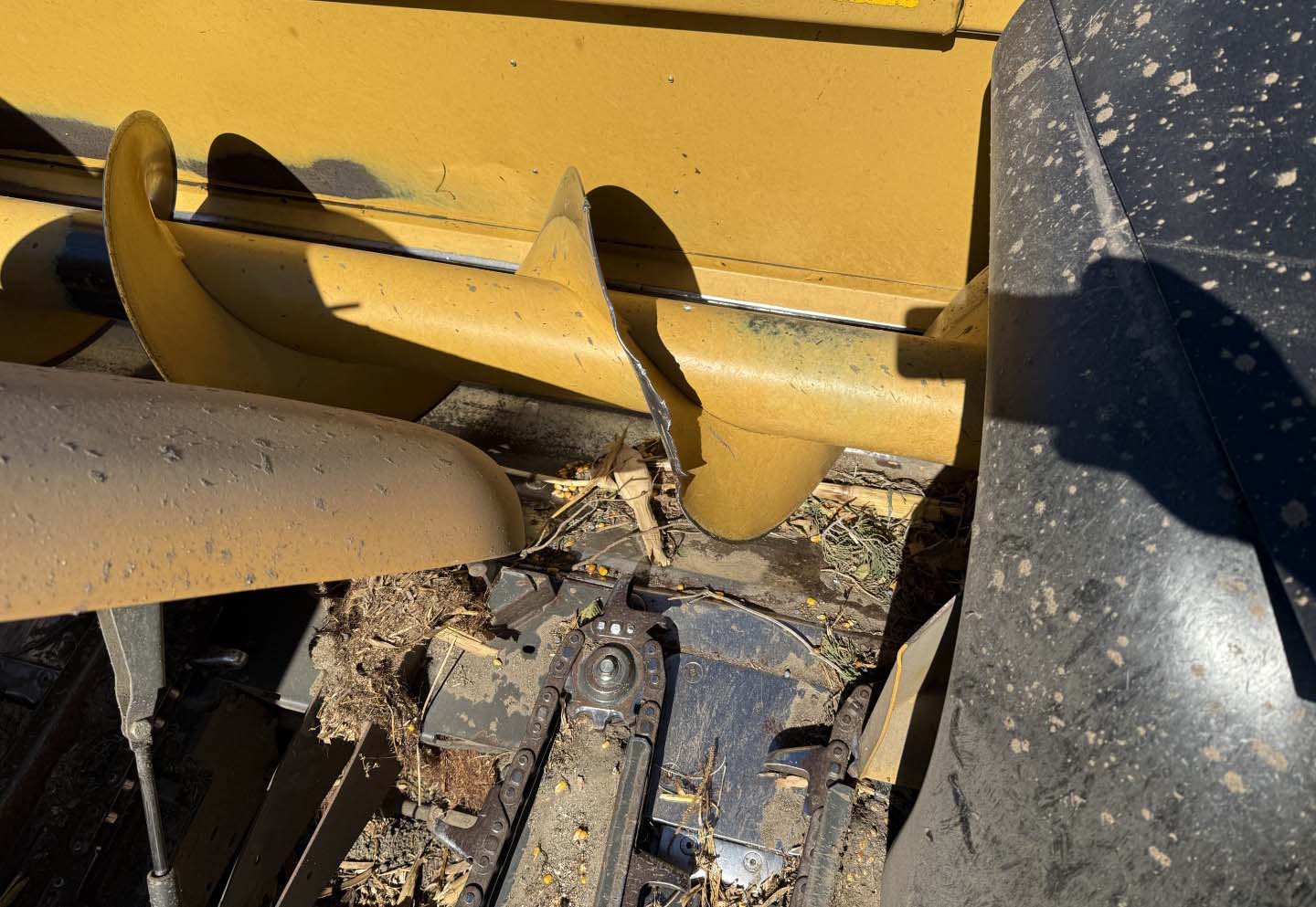 2013 CLAAS 918 Corn Header - Image 11