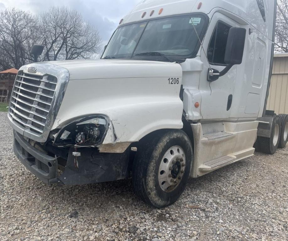 2013 Freightliner Cascadia