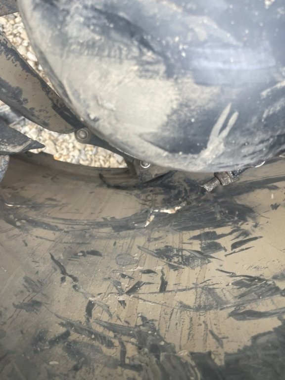 2013 Freightliner Cascadia - Image 12