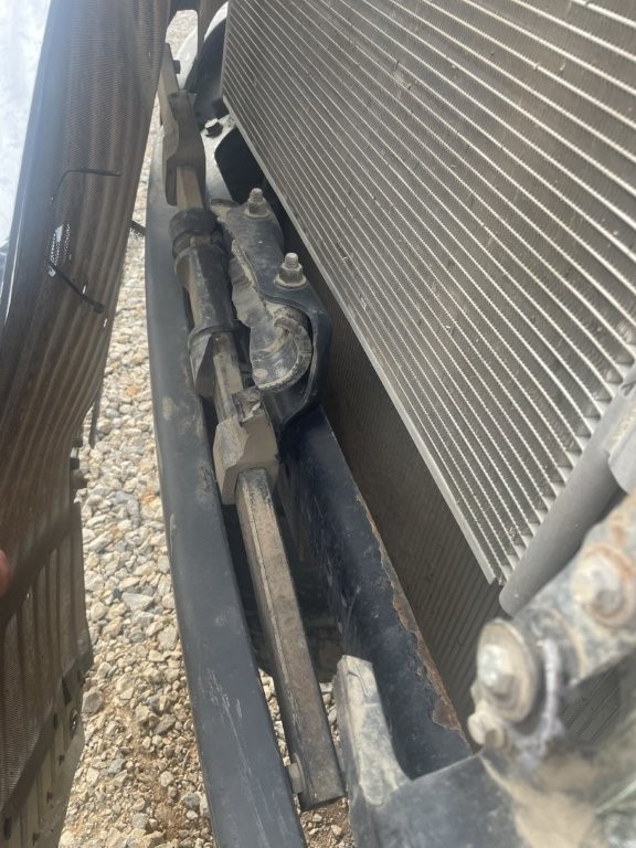 2013 Freightliner Cascadia - Image 20