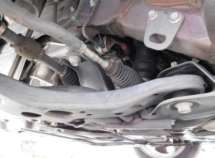 2013 Toyota Prius 3 - Image 3