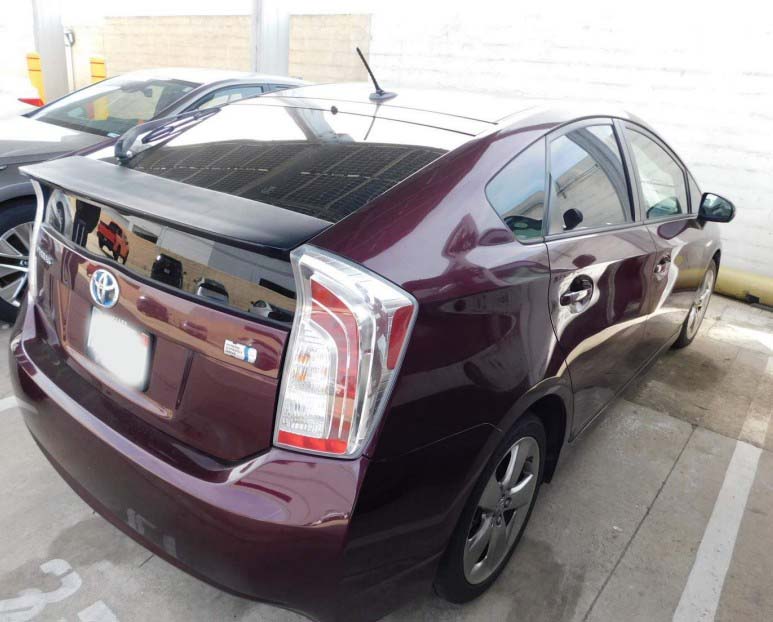 2013 Toyota Prius 3 - Image 11