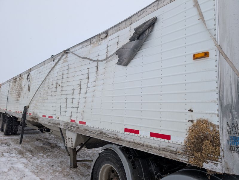 2013 Timpte Hopper Trailer - Image 4