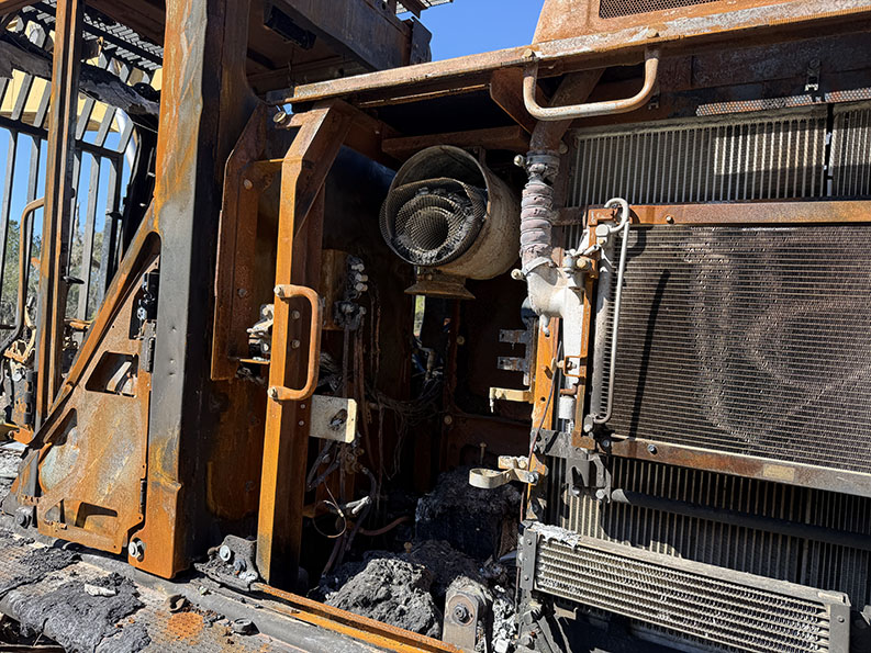 2014 Caterpillar 320EL Excavator - Image 15