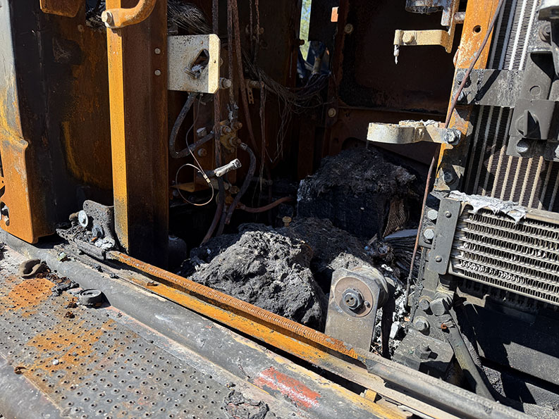 2014 Caterpillar 320EL Excavator - Image 19