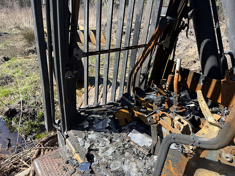 2014 Caterpillar 320EL Excavator - Image 26